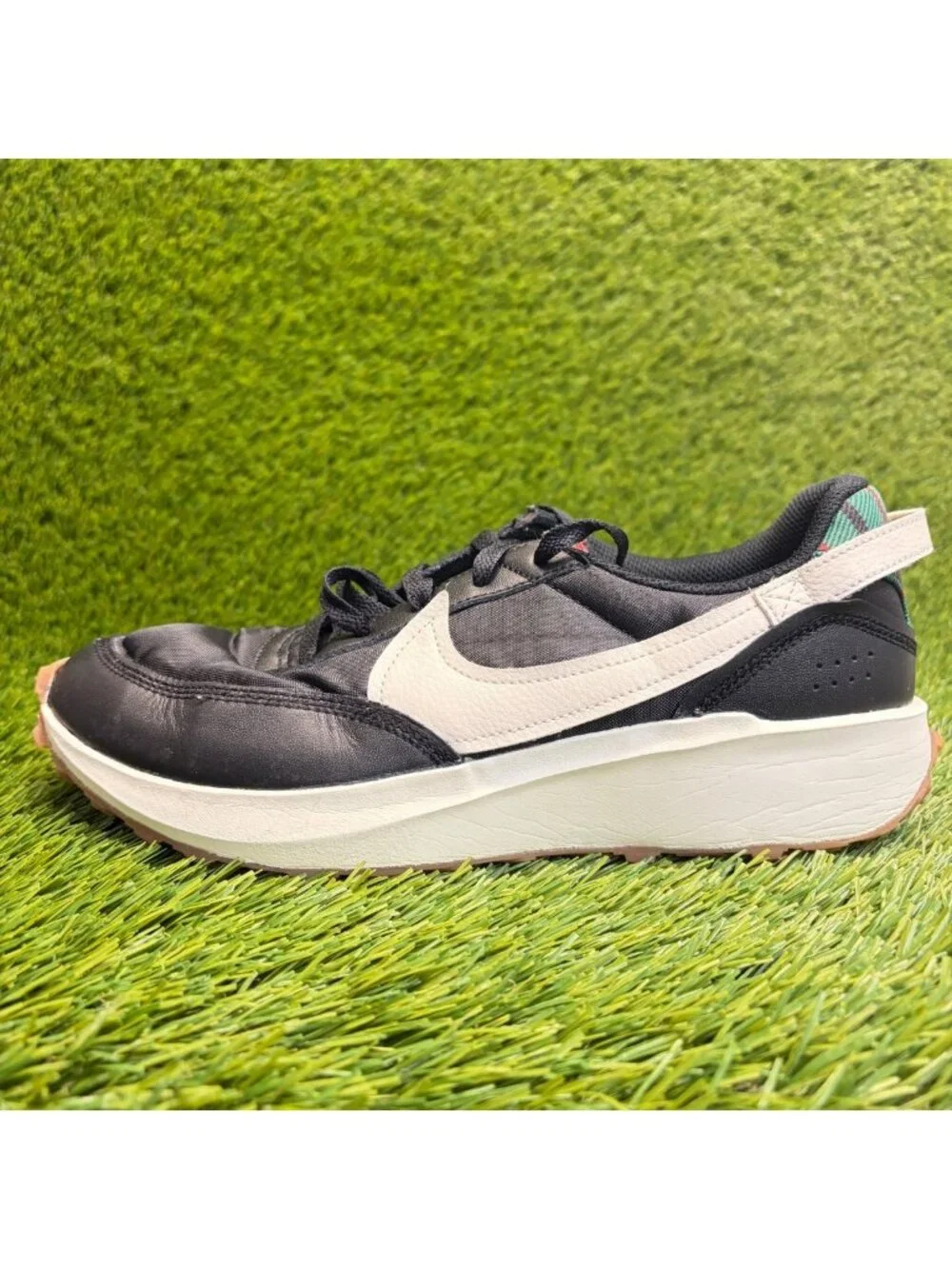 Nike Waffle Debut Premium Tartan Plaid Mens Size 8.5 Black Running Shoes Sneaker